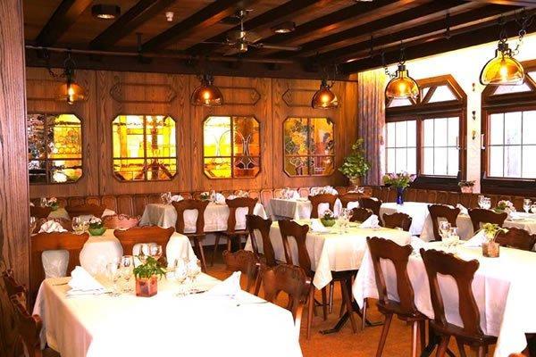 Hotel Restaurant Weinhof Люцерн Ресторант снимка